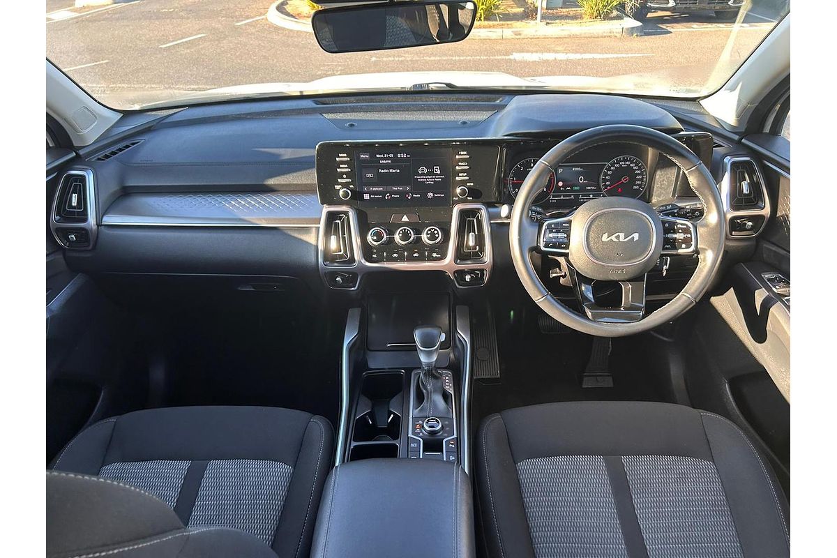 2023 Kia Sorento S MQ4