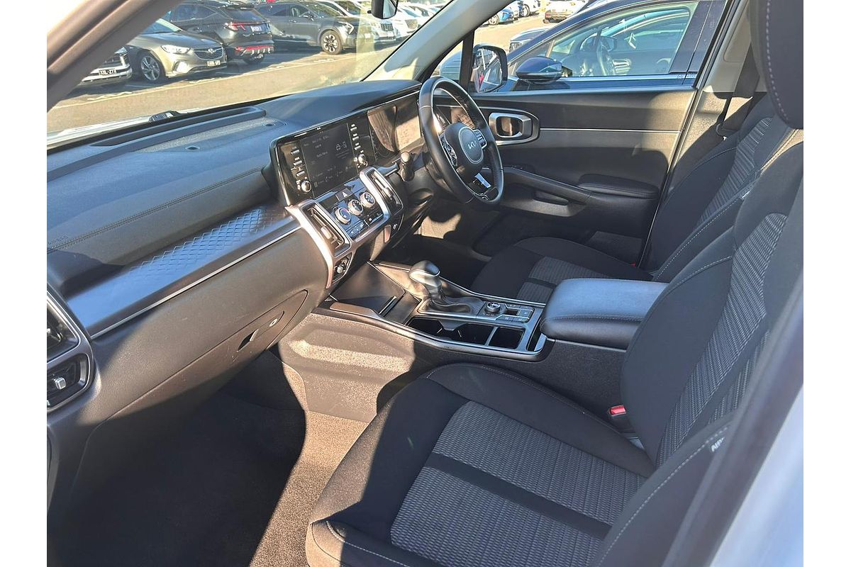 2023 Kia Sorento S MQ4