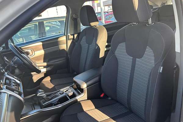2023 Kia Sorento S MQ4