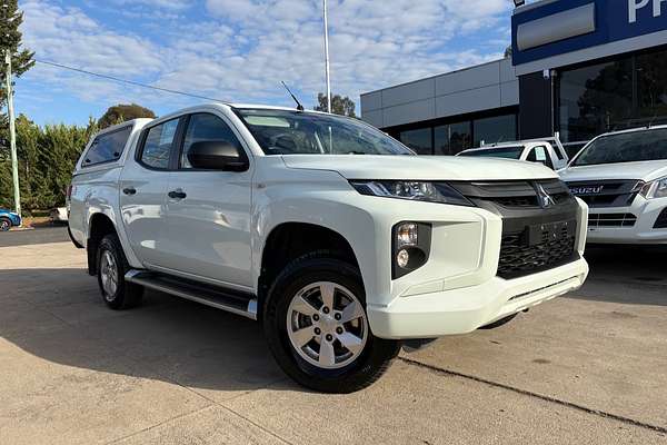 2021 Mitsubishi Triton GLX+ MR 4X4