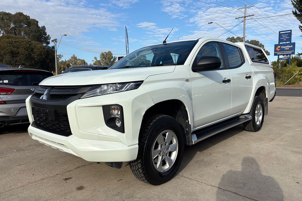 2021 Mitsubishi Triton GLX+ MR 4X4