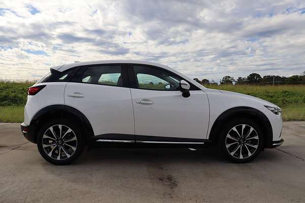 2023 Mazda CX-3 sTouring DK