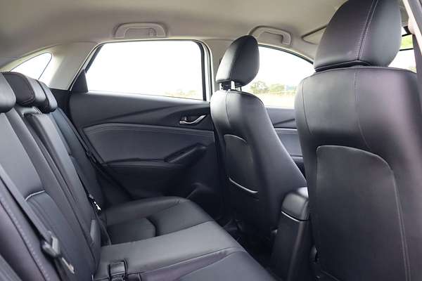 2023 Mazda CX-3 sTouring DK