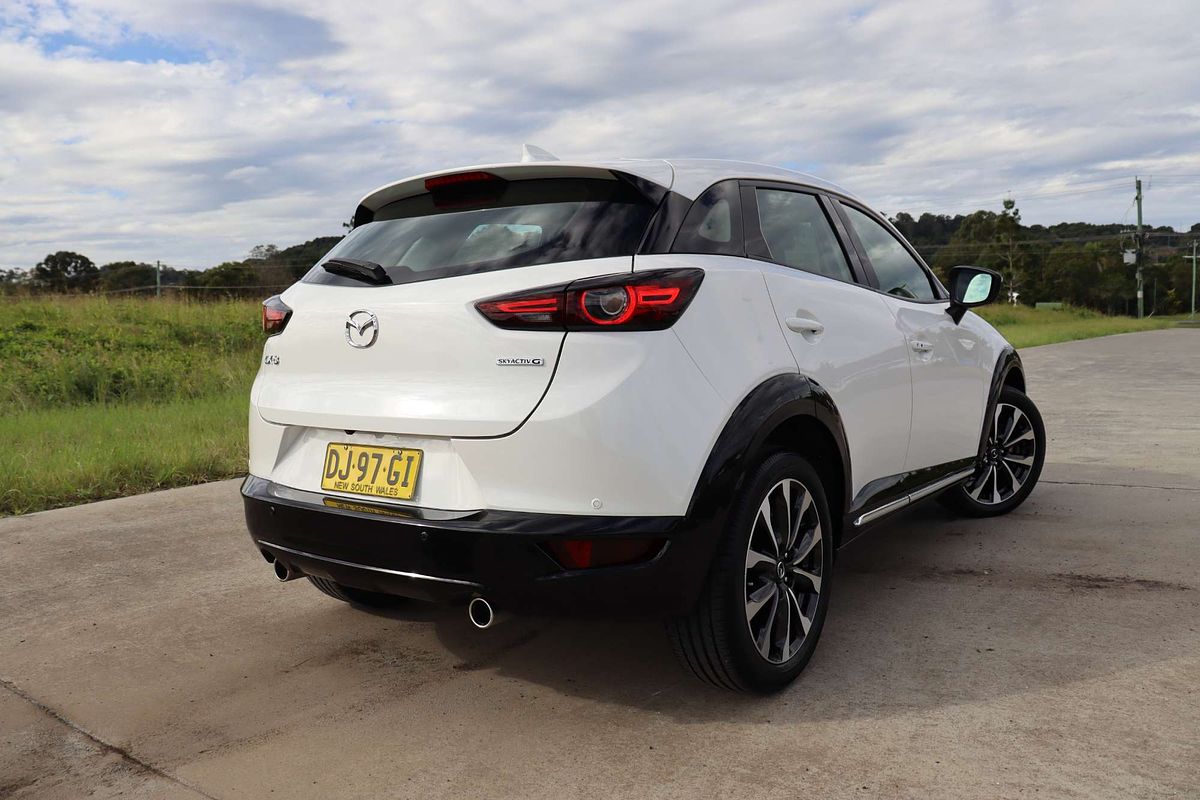 2023 Mazda CX-3 sTouring DK