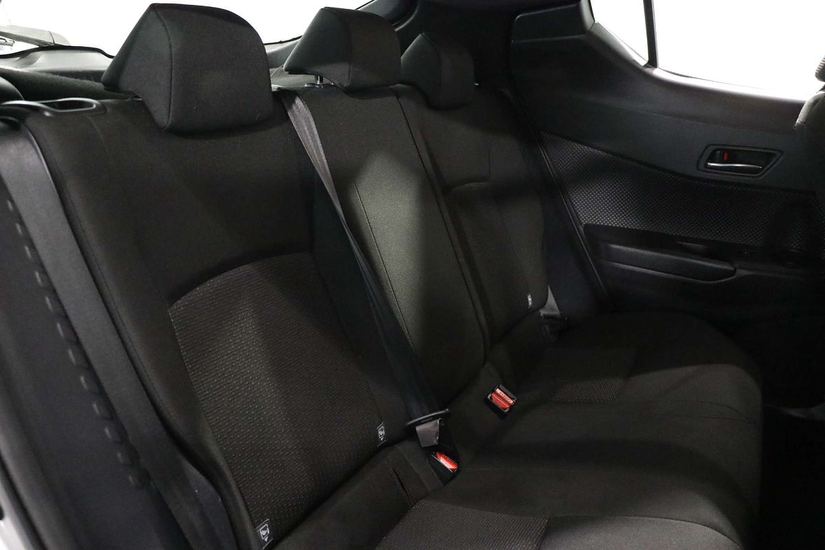 2017 Toyota C-HR NGX10R