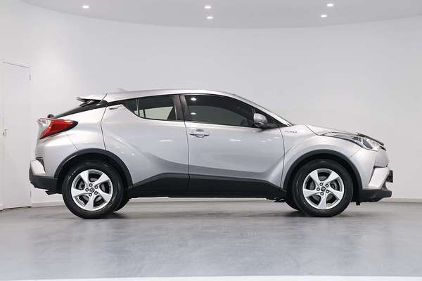 2017 Toyota C-HR NGX10R