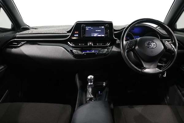 2017 Toyota C-HR NGX10R