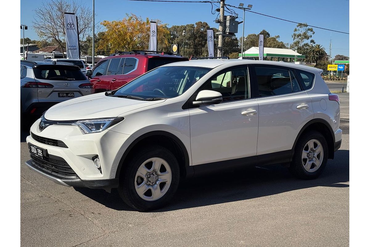 2018 Toyota RAV4 GX ZSA42R