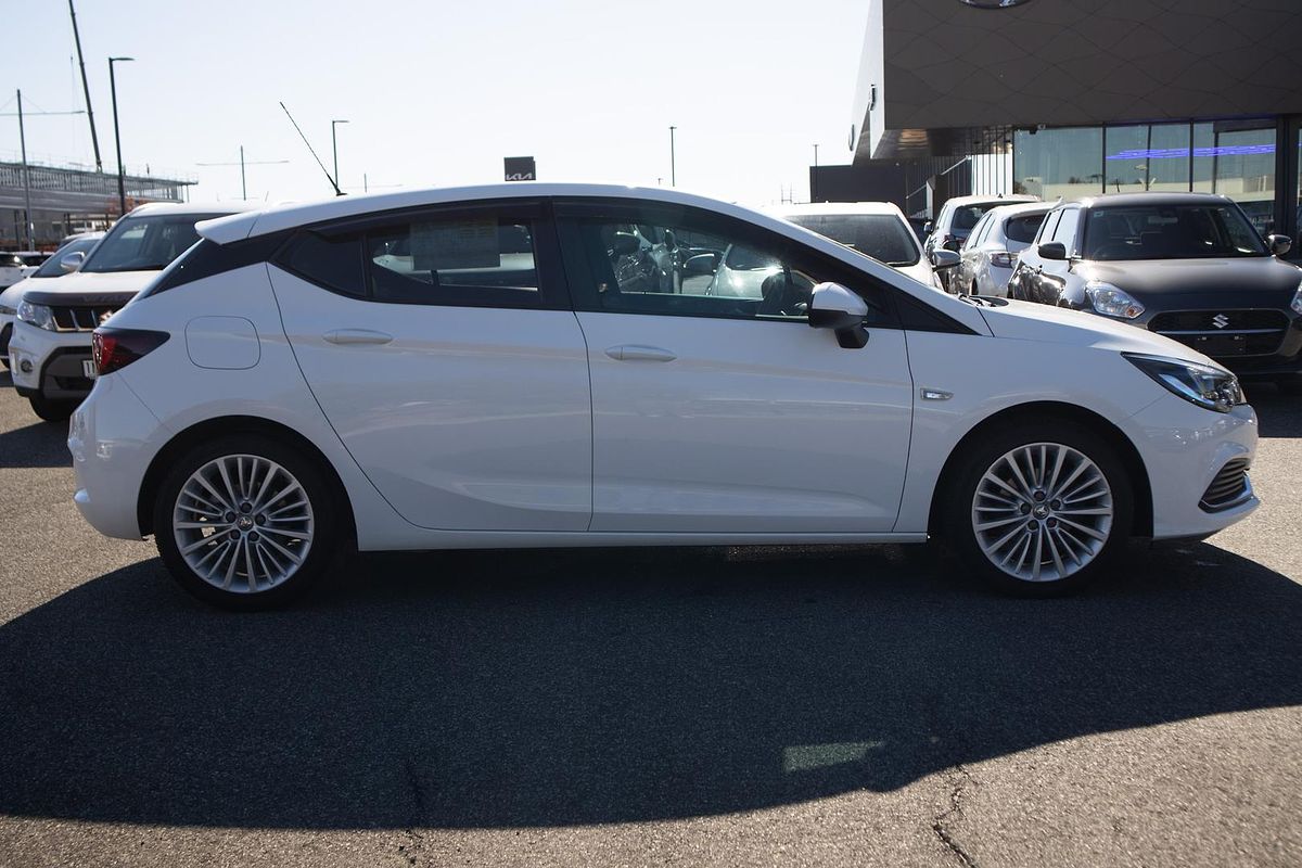 2018 Holden Astra R BK