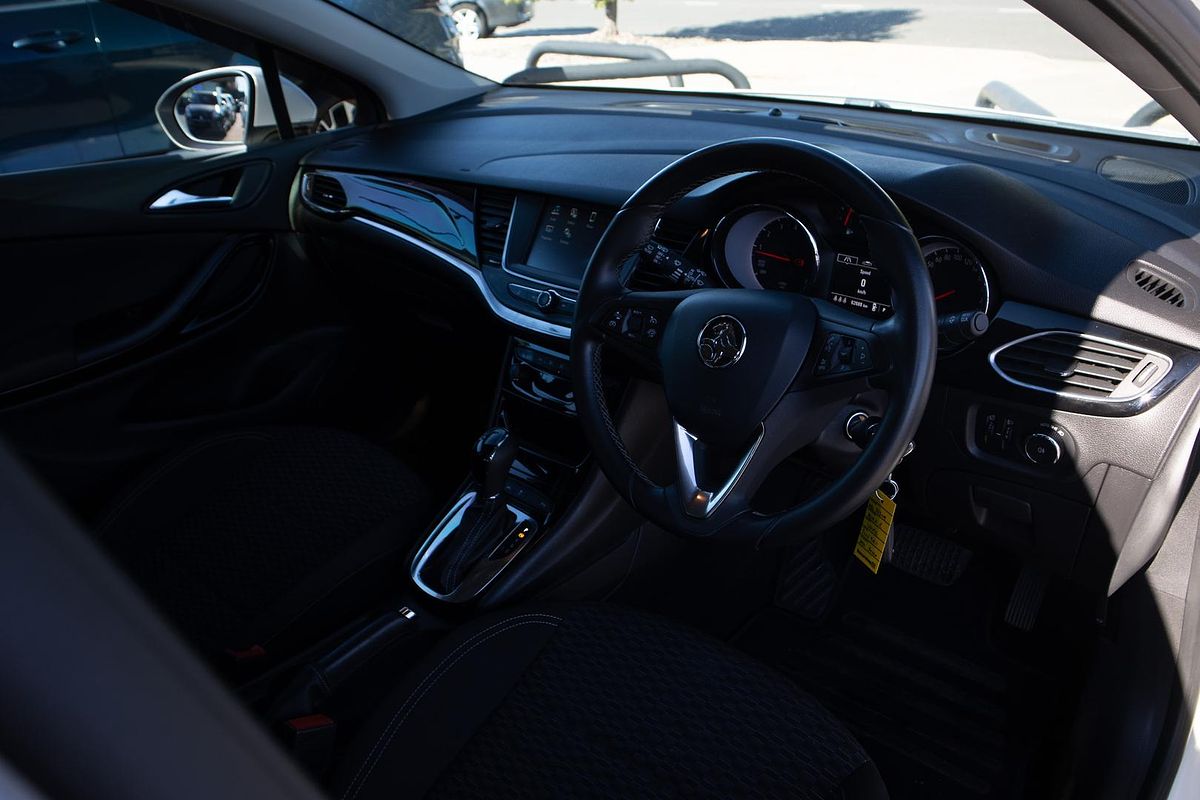 2018 Holden Astra R BK