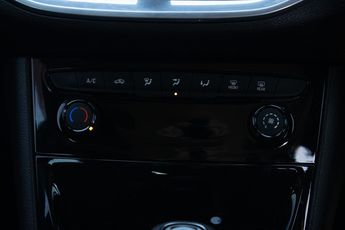 2018 Holden Astra R BK