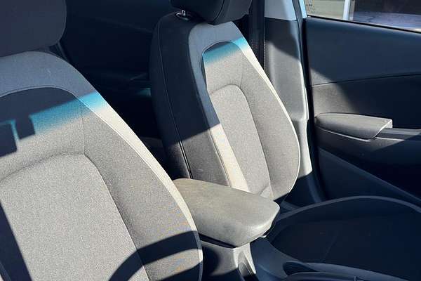 2020 Hyundai Kona Go OS.3