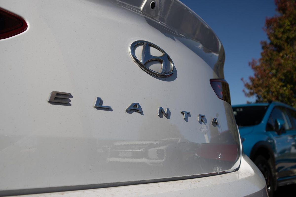 2018 Hyundai Elantra Active AD.2