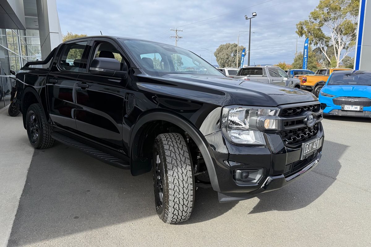 2024 Ford Ranger Black Edition 4X4 2.0L