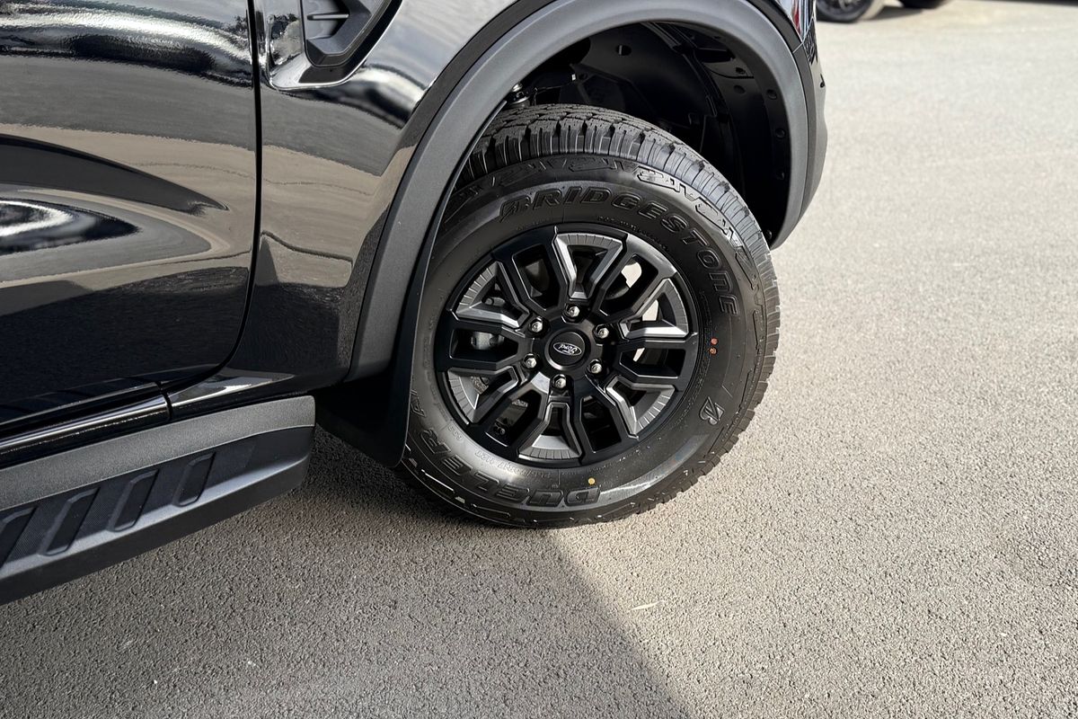2024 Ford Ranger Black Edition 4X4 2.0L