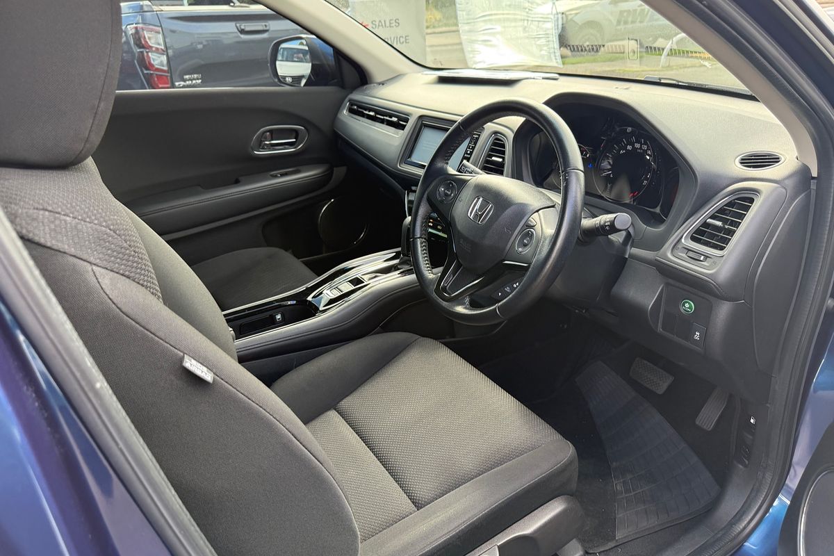 2017 Honda HR-V VTi-S