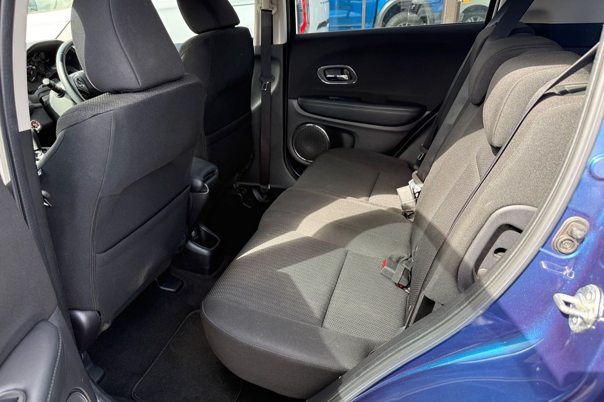 2017 Honda HR-V VTi-S