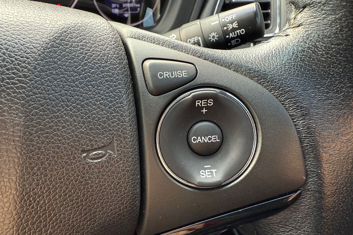 2017 Honda HR-V VTi-S