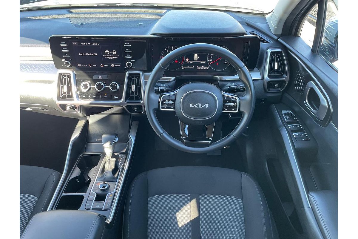 2023 Kia Sorento S MQ4