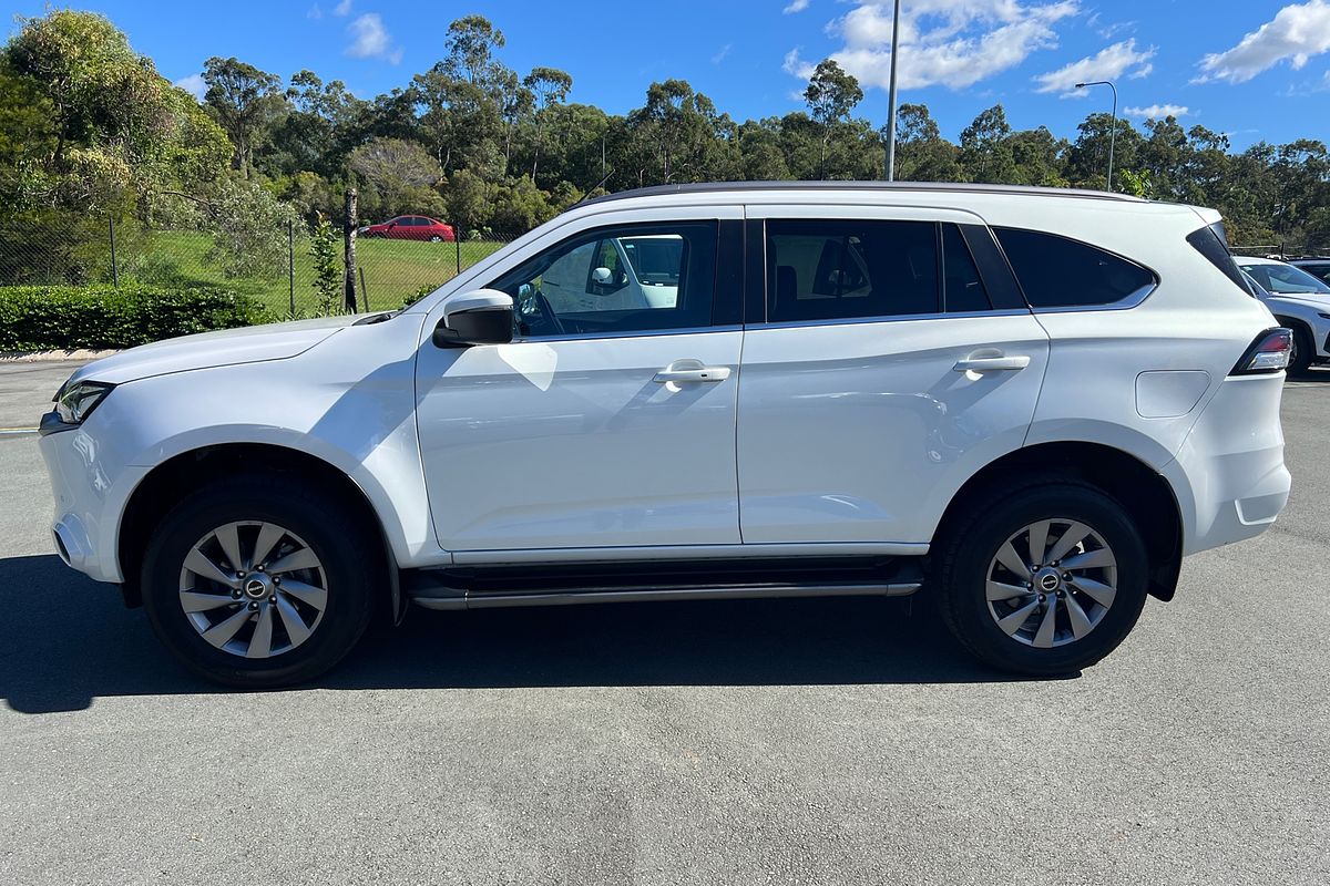 2021 Isuzu MU-X LS-U