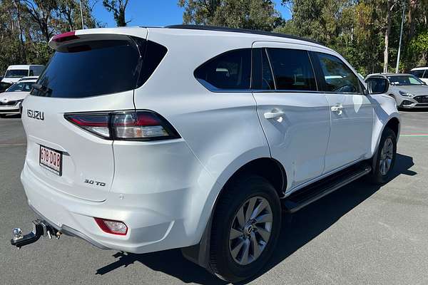 2021 Isuzu MU-X LS-U