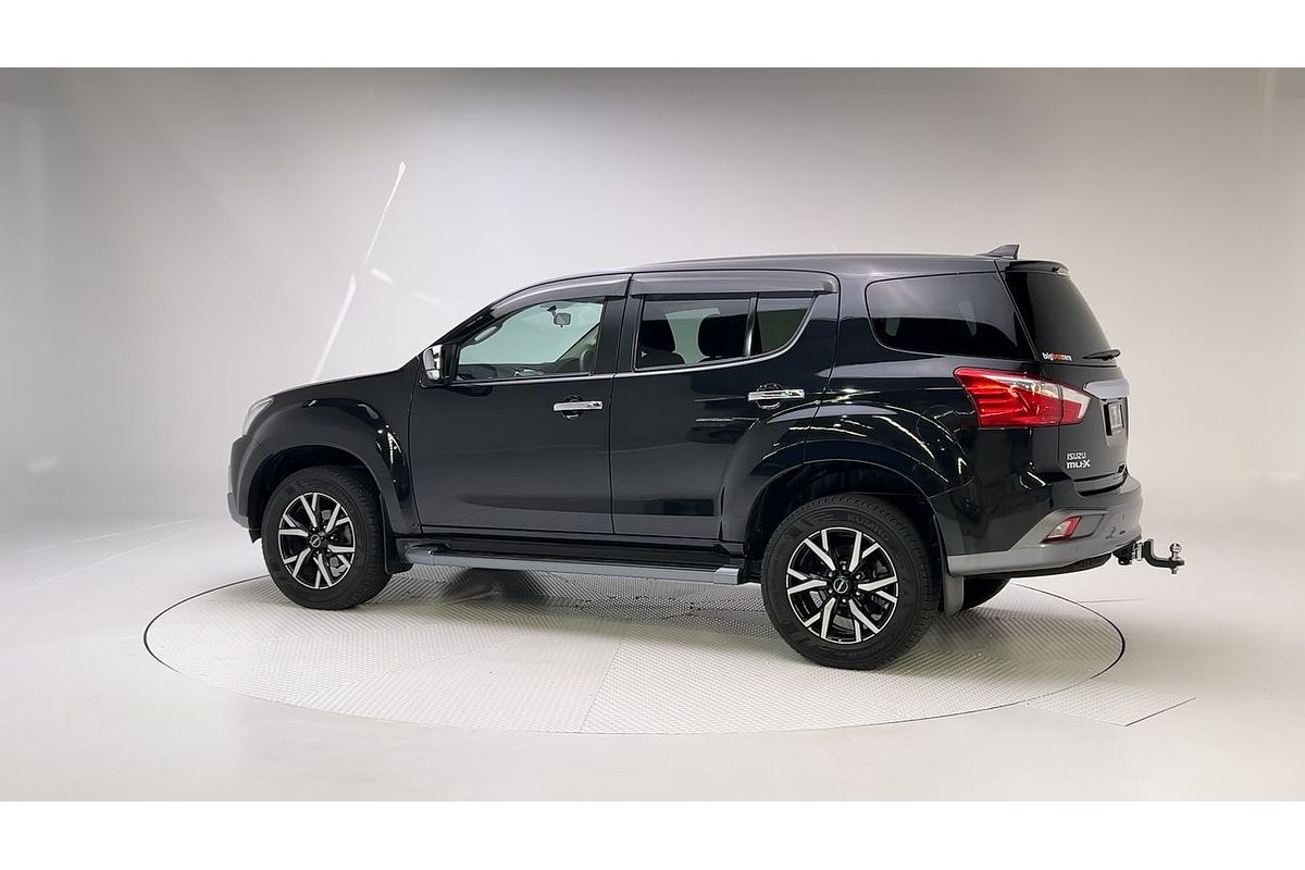 2021 Isuzu MU-X LS-U