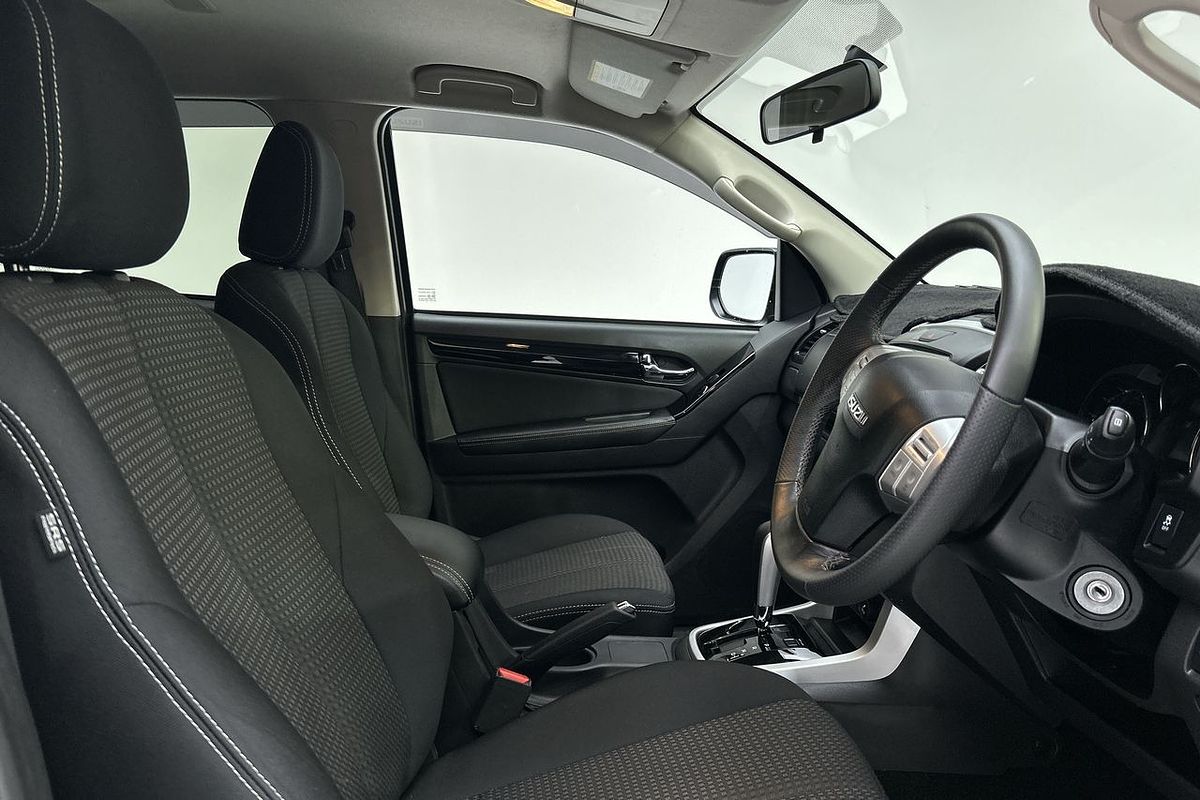 2021 Isuzu MU-X LS-U