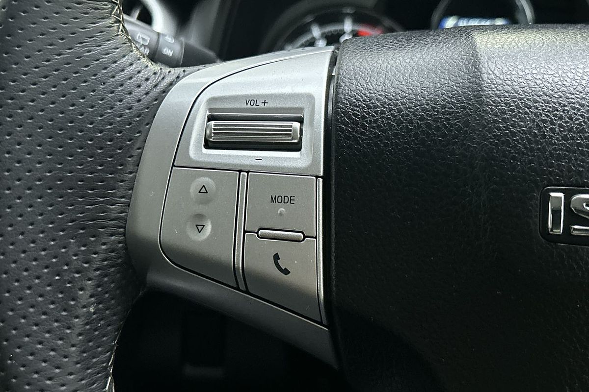 2021 Isuzu MU-X LS-U