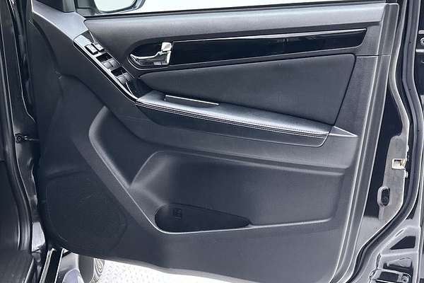 2021 Isuzu MU-X LS-U