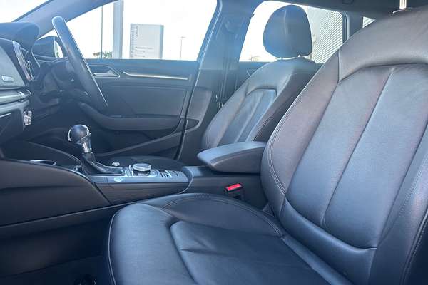 2019 Audi A3 35 TFSI S line plus 8V