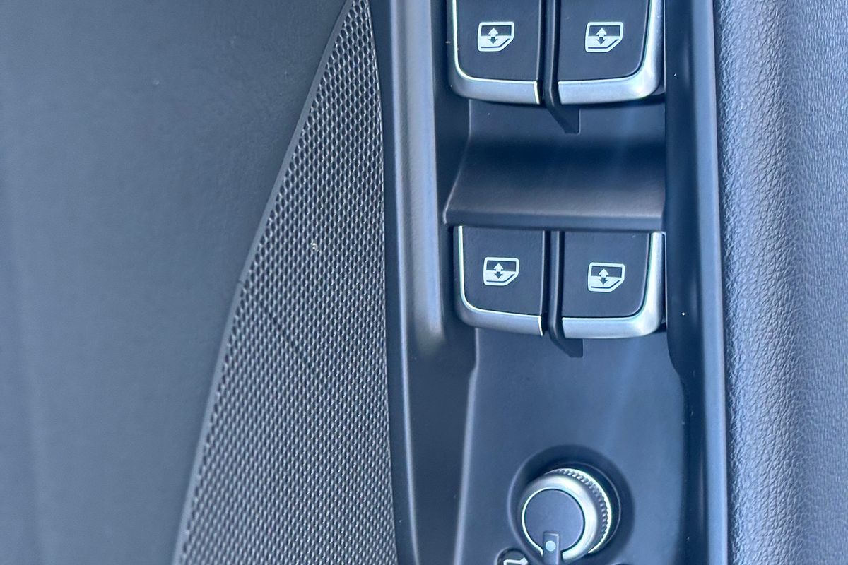 2019 Audi A3 35 TFSI S line plus 8V