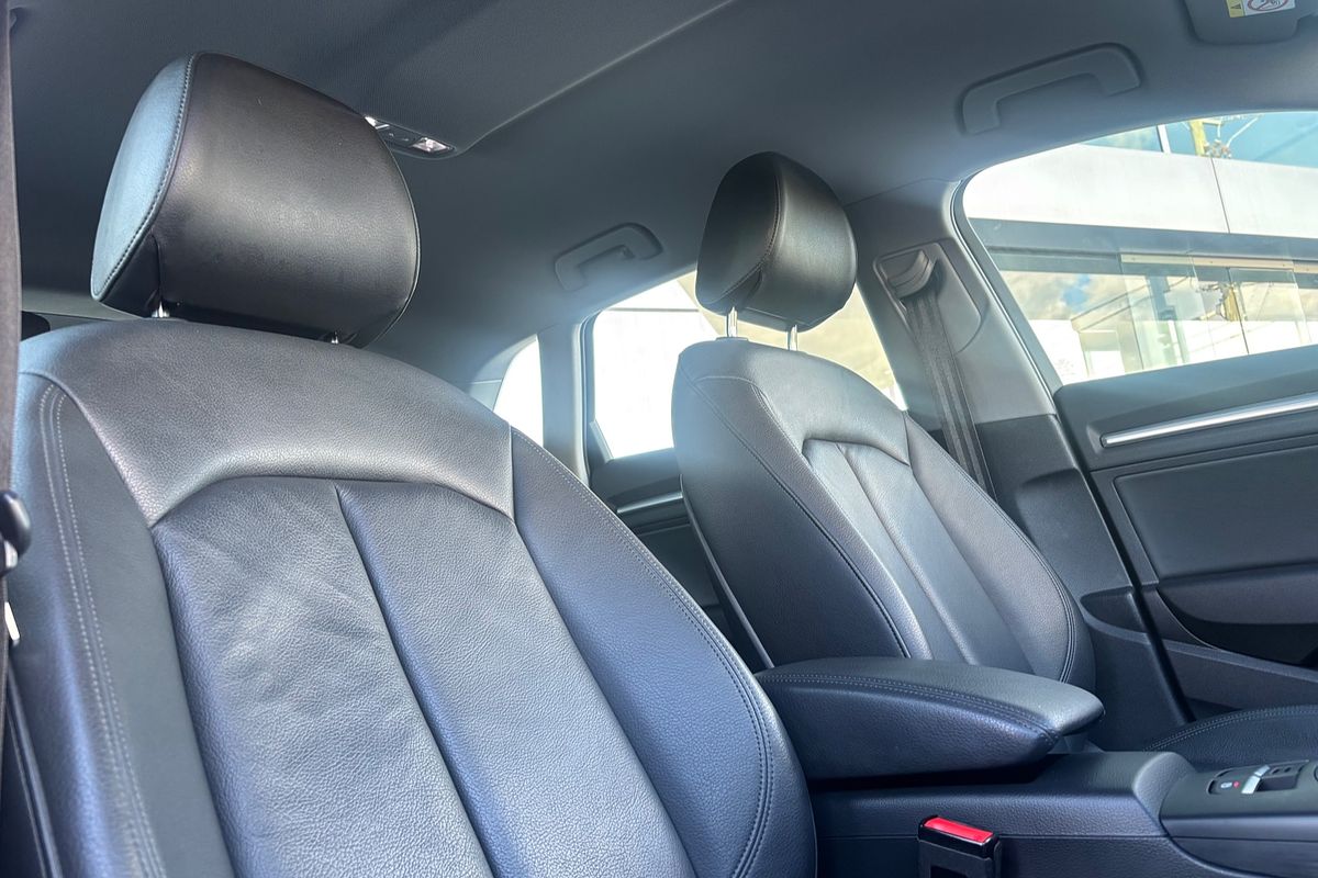 2019 Audi A3 35 TFSI S line plus 8V