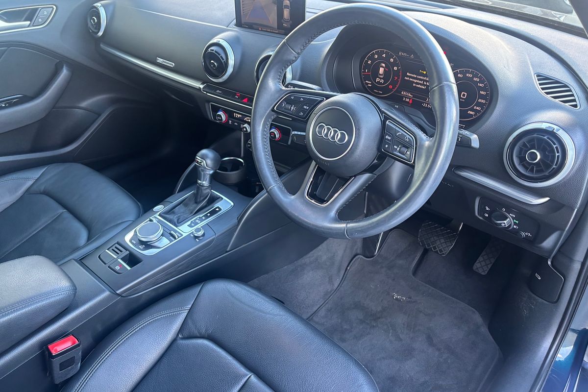 2019 Audi A3 35 TFSI S line plus 8V