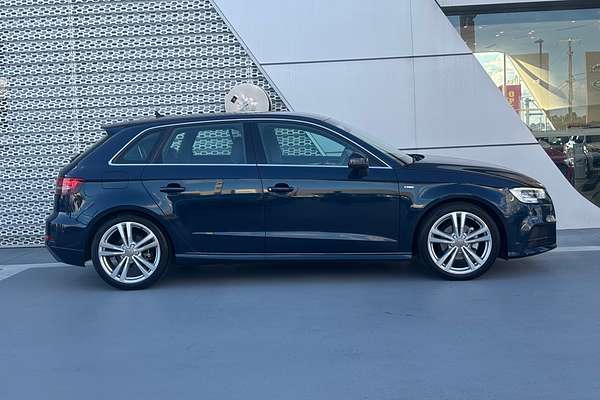 2019 Audi A3 35 TFSI S line plus 8V