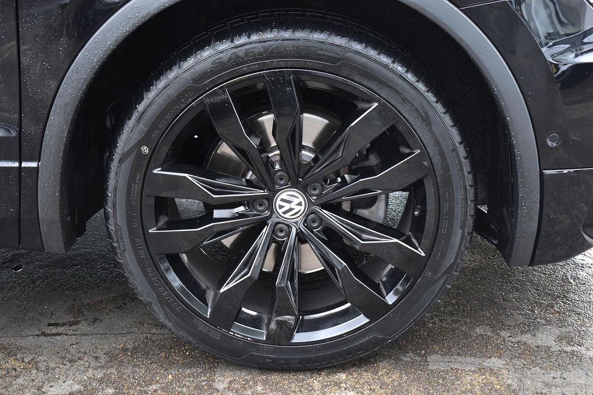 2018 Volkswagen Tiguan Wolfsburg Edition 5N