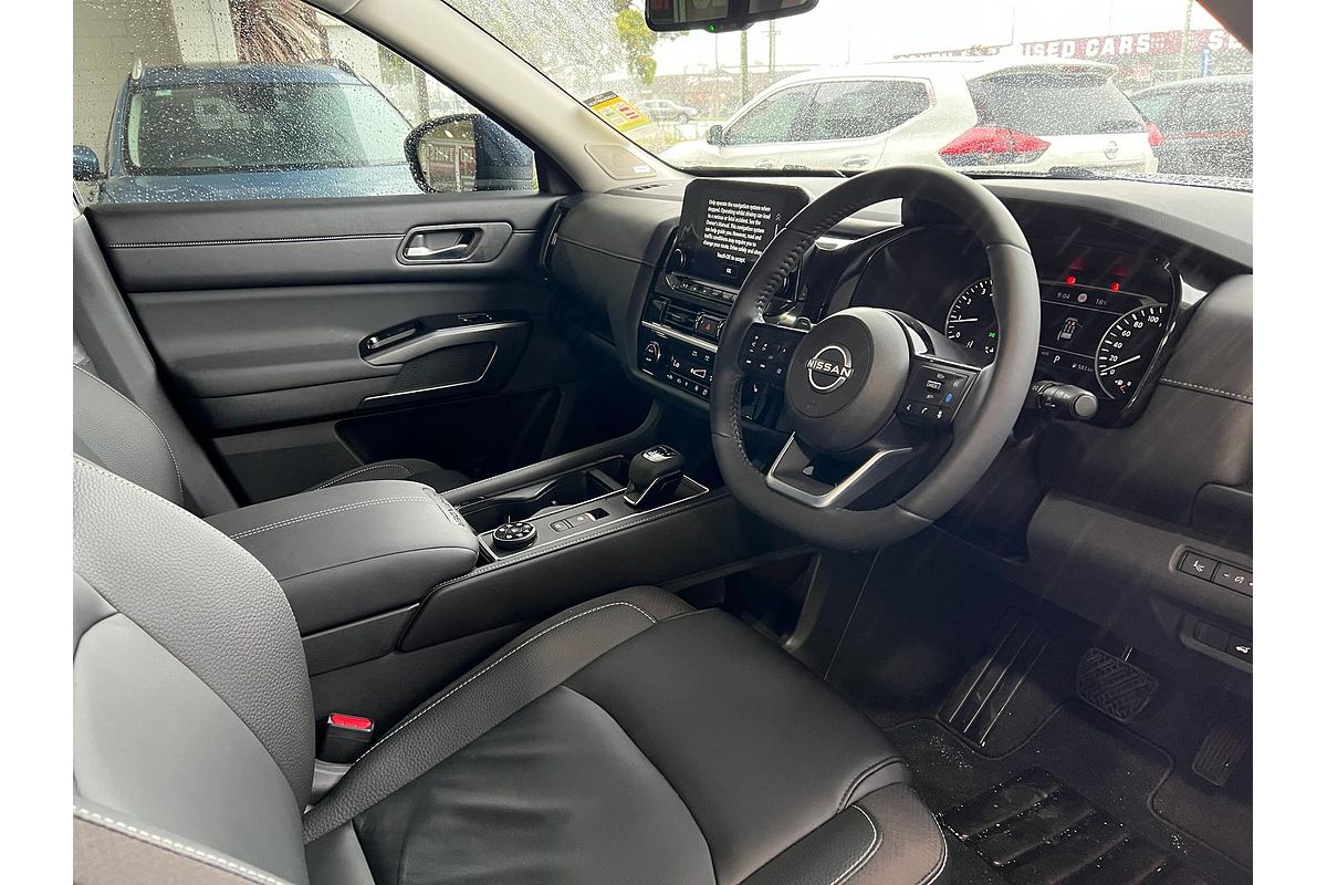 2024 Nissan Pathfinder Ti R53