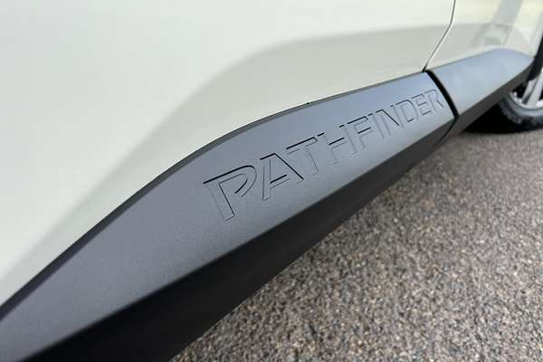 2024 Nissan Pathfinder Ti R53