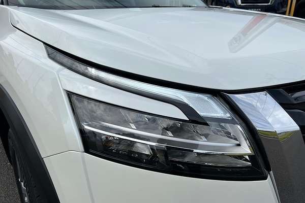 2024 Nissan Pathfinder Ti R53