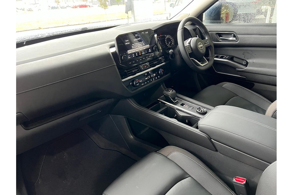2024 Nissan Pathfinder Ti R53