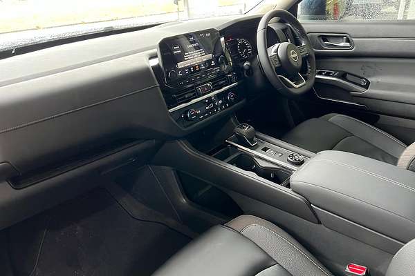 2024 Nissan Pathfinder Ti R53
