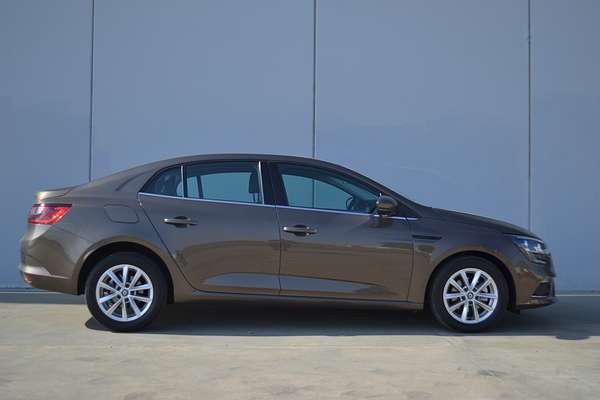 2018 Renault Megane Zen LFF