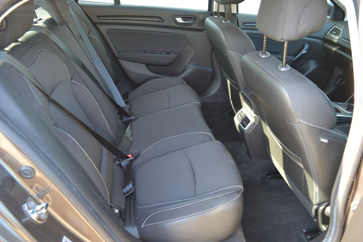 2018 Renault Megane Zen LFF