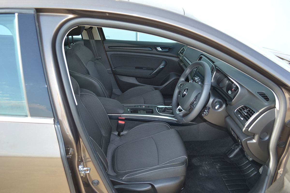 2018 Renault Megane Zen LFF