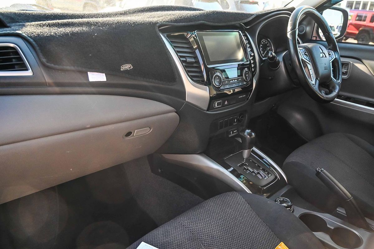 2017 Mitsubishi Triton GLS MQ 4X4