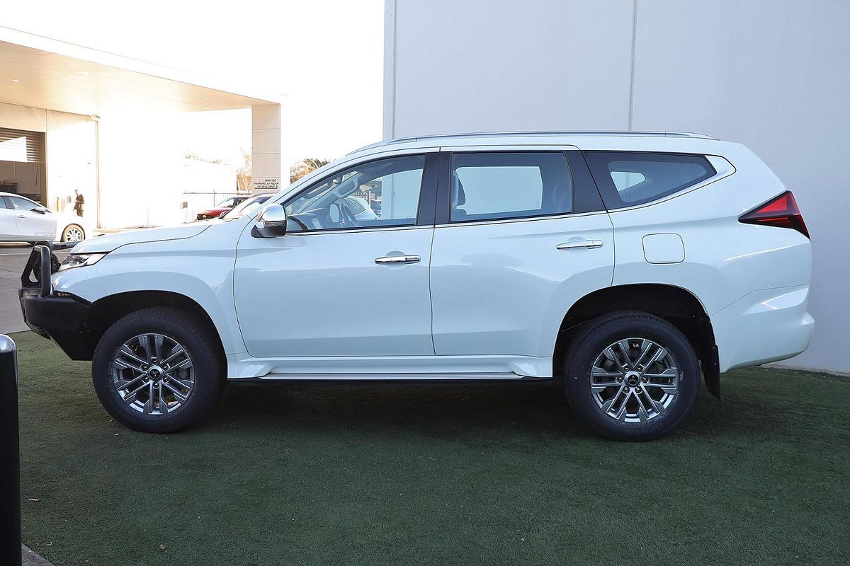 2022 Mitsubishi Pajero Sport GLX QF
