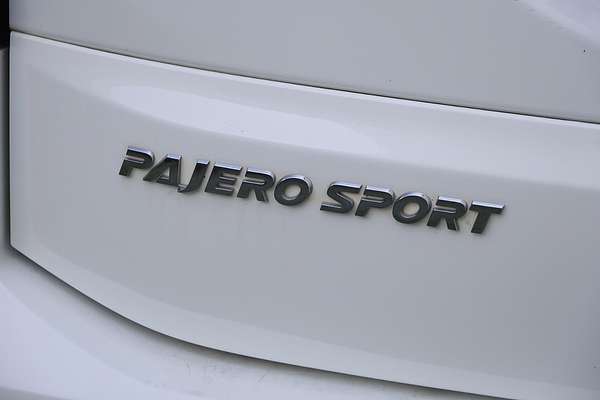 2022 Mitsubishi Pajero Sport GLX QF