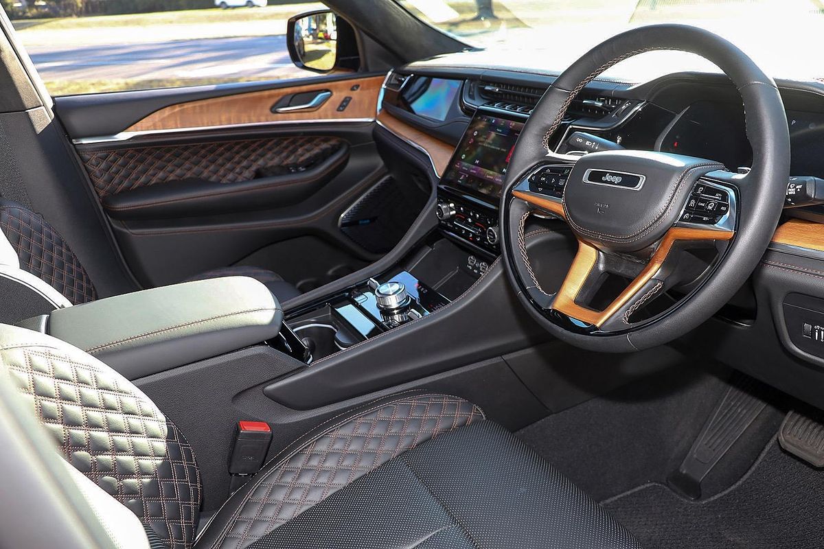 2023 Jeep Grand Cherokee Summit Reserve WL