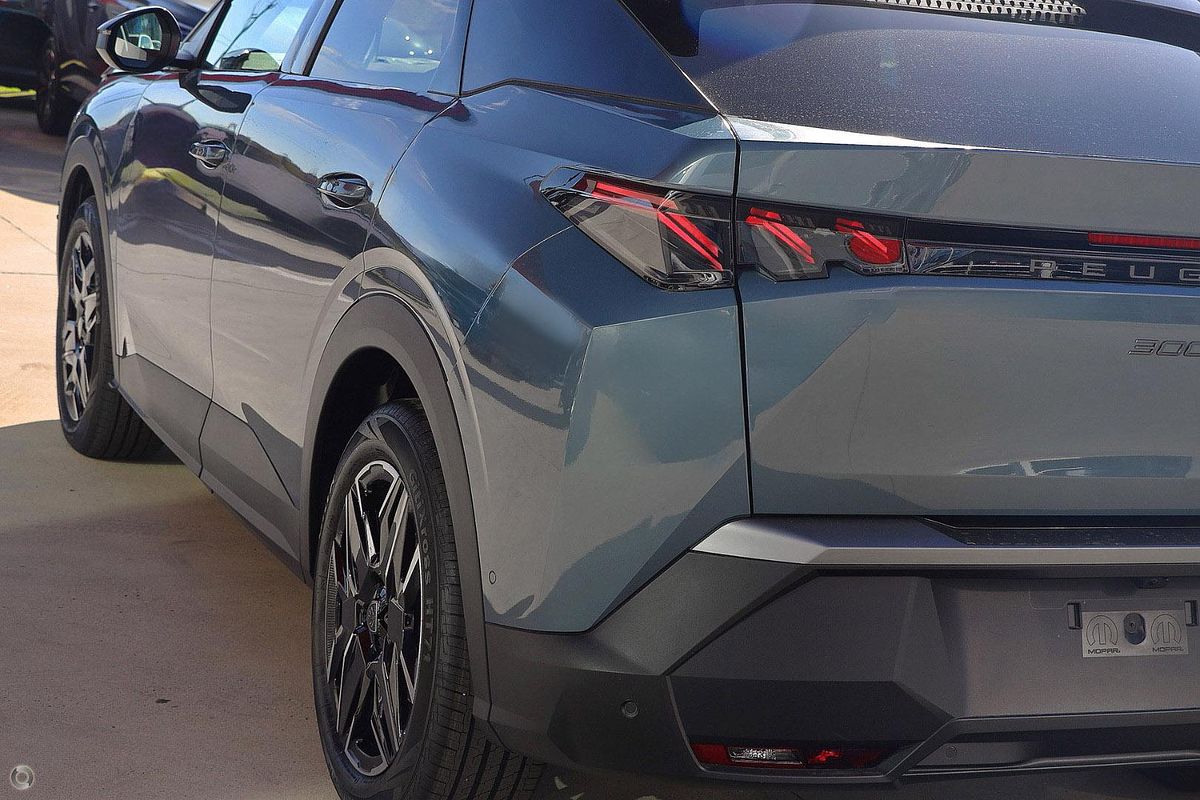 2024 Peugeot 3008 GT Premium Hybrid P64