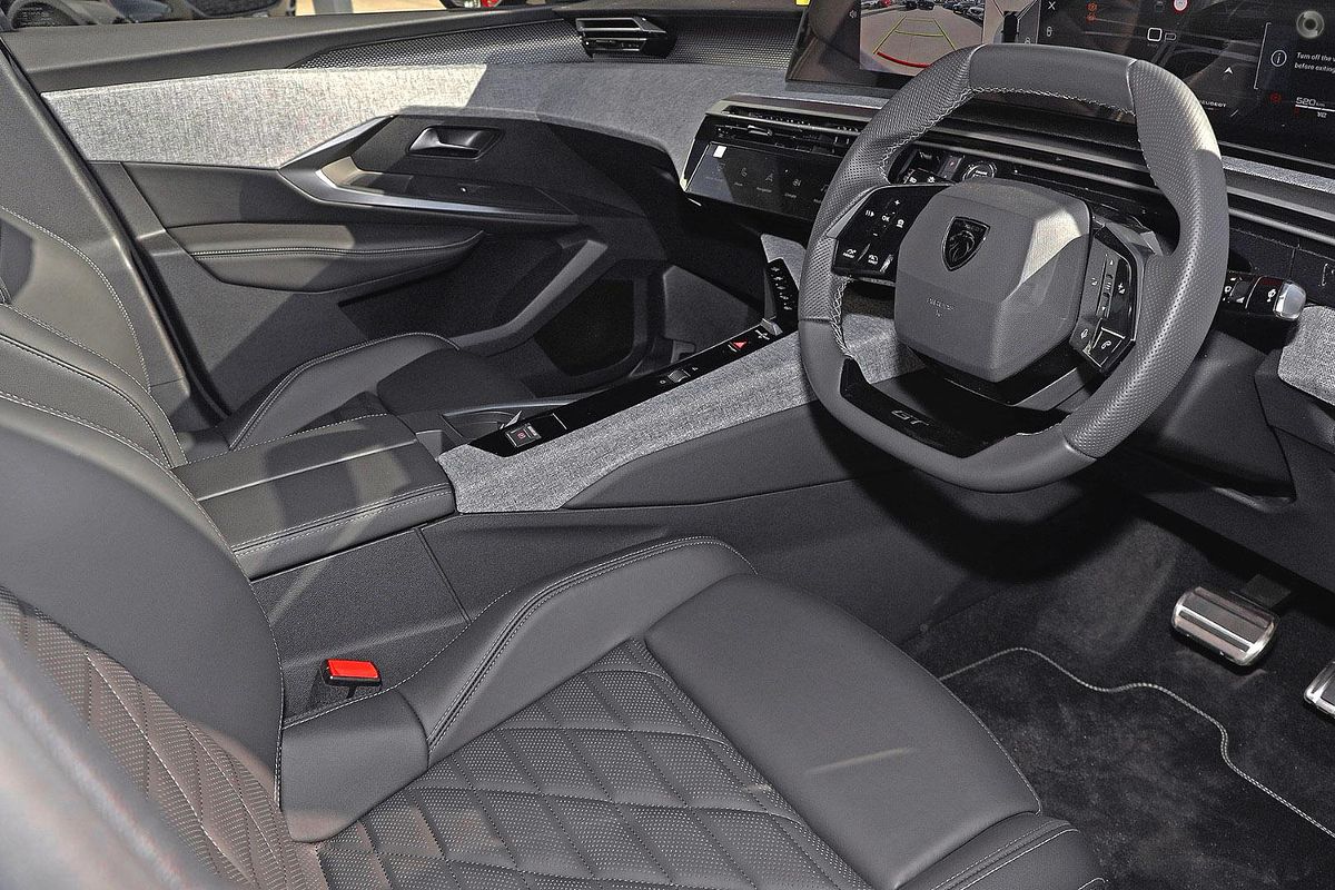 2024 Peugeot 3008 GT Premium Hybrid P64