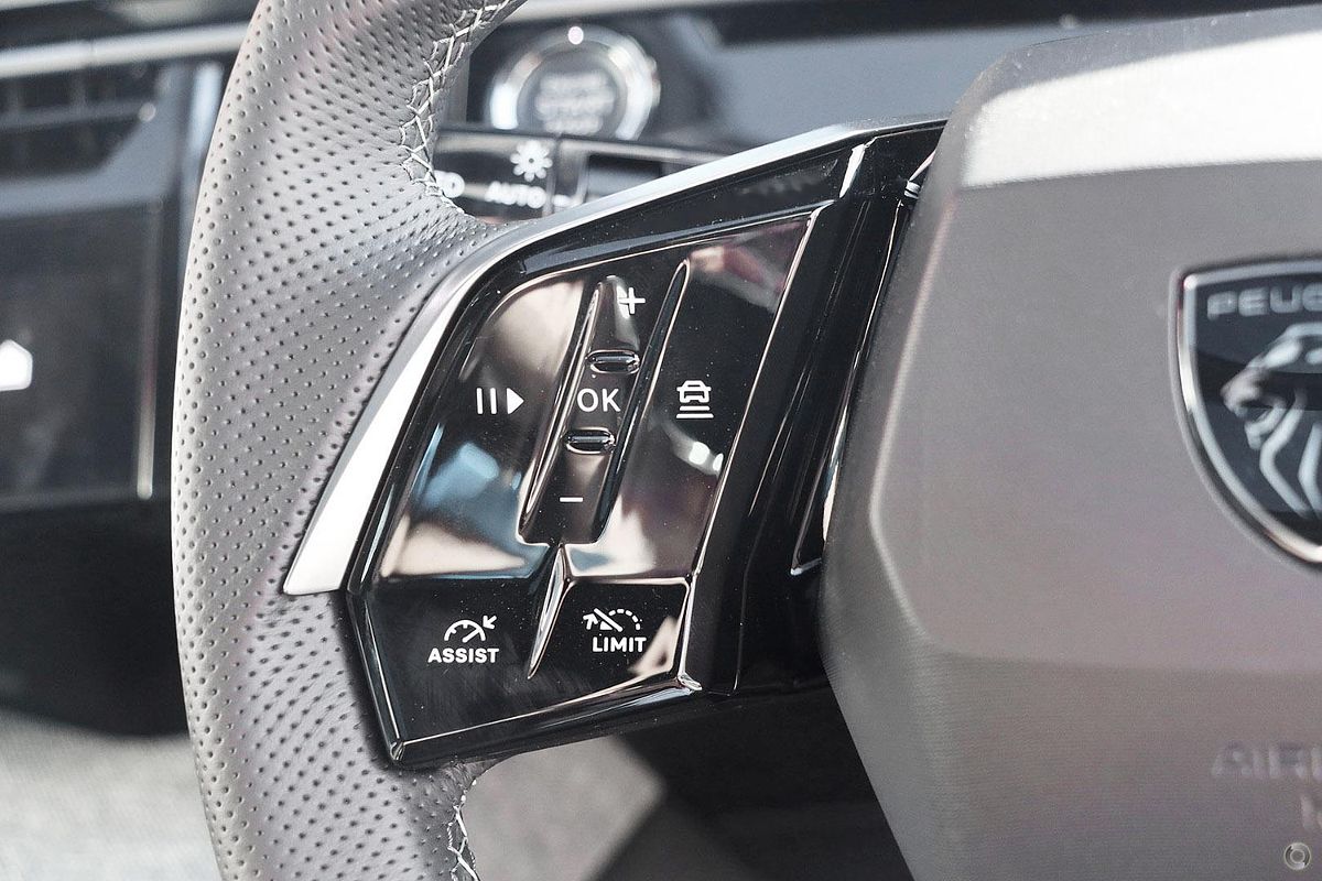 2024 Peugeot 3008 GT Premium Hybrid P64